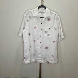 Caribbean Roundtree & Yorke Shirt Mens SZ M White Fireworks USA Flag 4th July